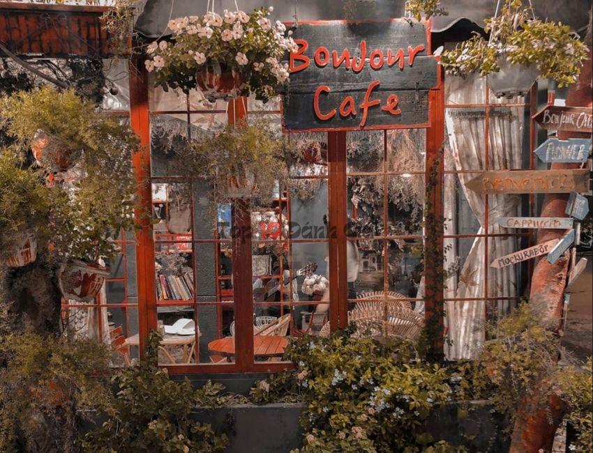 Bonjour Cafe The Art - Quán Cafe Hoa Sài Gòn