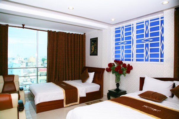 Khách sạn giá rẻ: Hương Mai Hotel