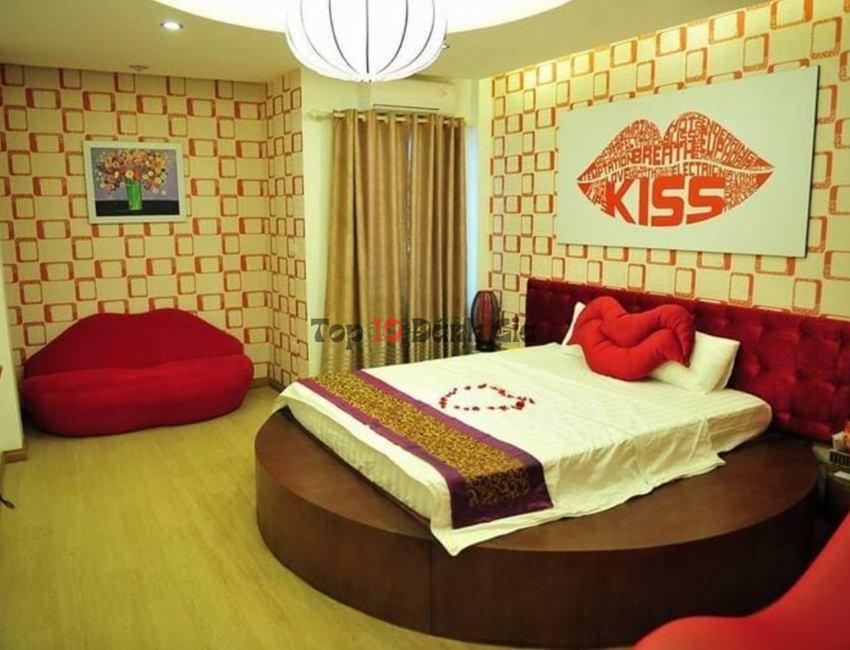Kiss Hotel - Khách sạn hâm nóng tình cảm Hà Nội