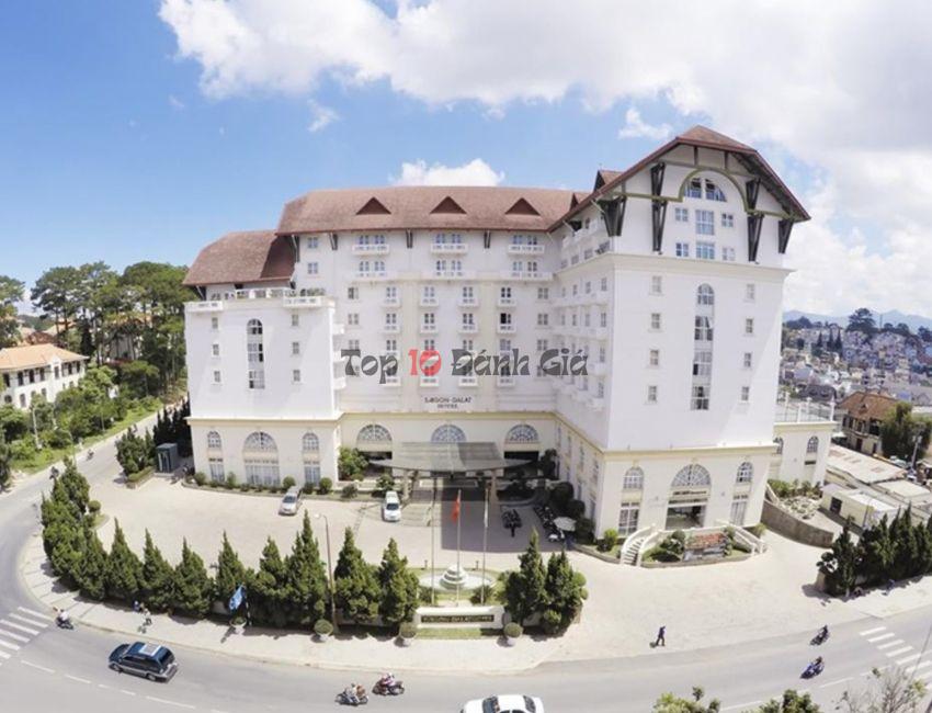 Sài Gòn – Đà Lạt Hotel là khách sạn rất nổi tiếng tại Đà Lạt và thường xuyên nhận được những phản hồi tích cực của khách du lịch khi đến nghỉ ngơi.