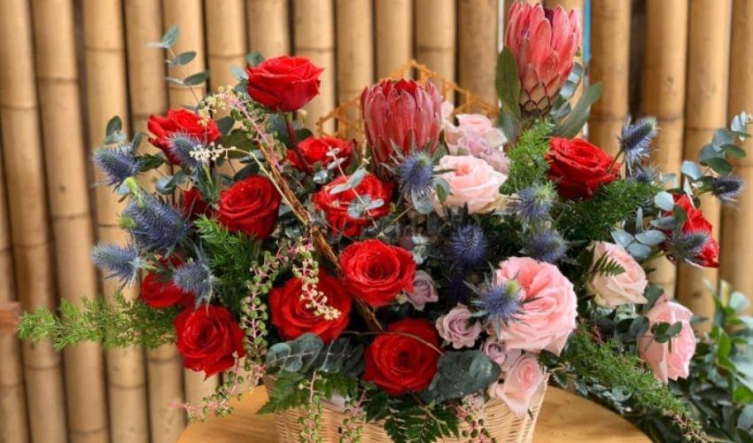Shop hoa Kim Thịnh nhận giao hoa đến tận tay người nhận, dù bạn đang ở bất kỳ khu vực nào