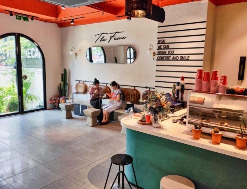 The Feine Cafe - Quán Cafe View Đẹp Tại Sài Gòn